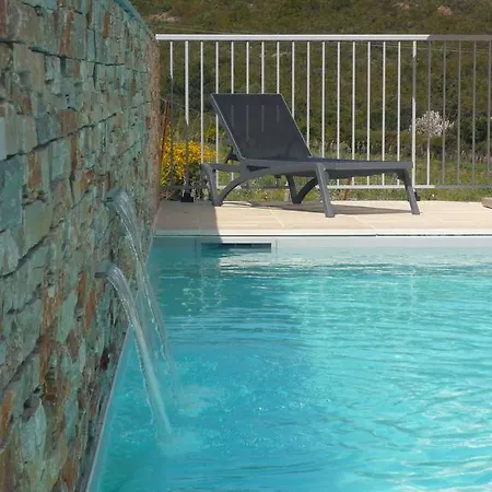 Candella Apartment *